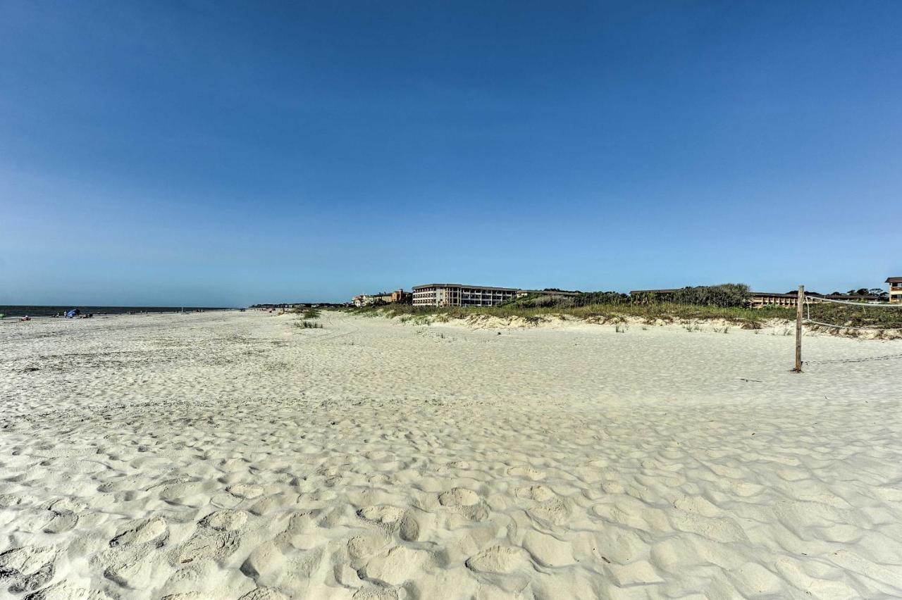 Ocean-View Hilton Head Island Condo Pool, Beach! Exterior photo
